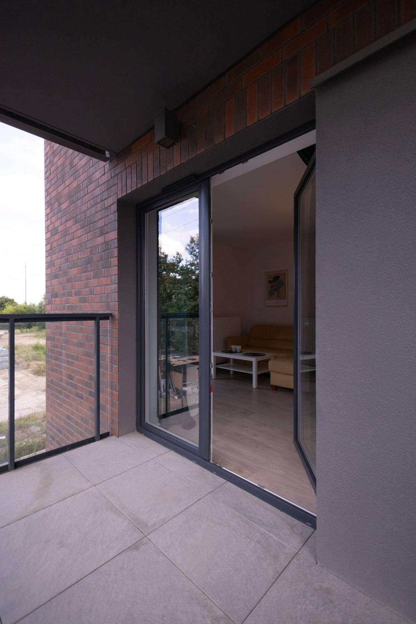 Apartamenty Niedaleko Dworca Od Wroclawapartament-Pl Buitenkant foto