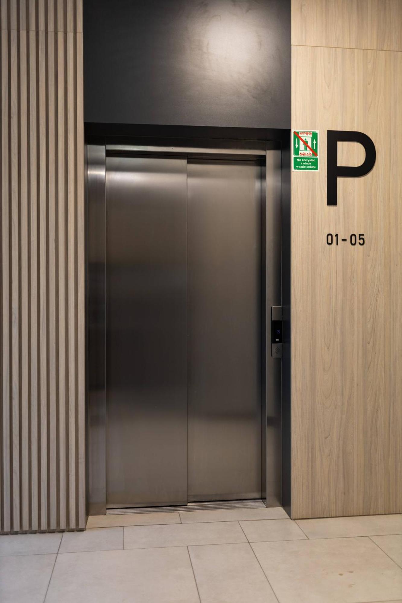Apartamenty Niedaleko Dworca Od Wroclawapartament-Pl Buitenkant foto